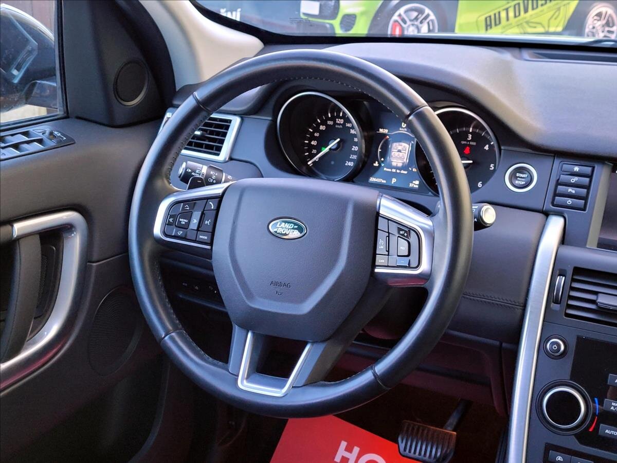 Land Rover Discovery Sport SUV / Terénní 2,0 l 110 kw