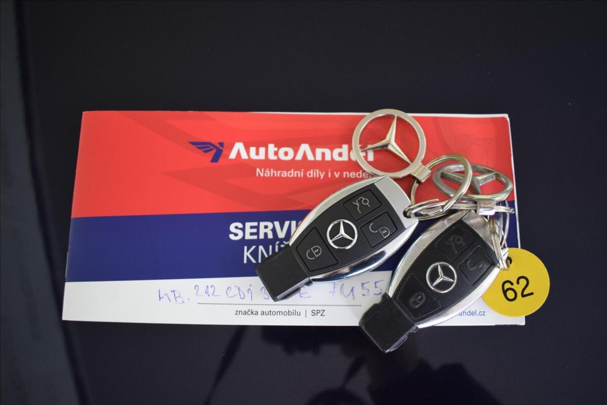 Mercedes-Benz Třídy E Sedan / Limuzína 3,0 l 170 kw