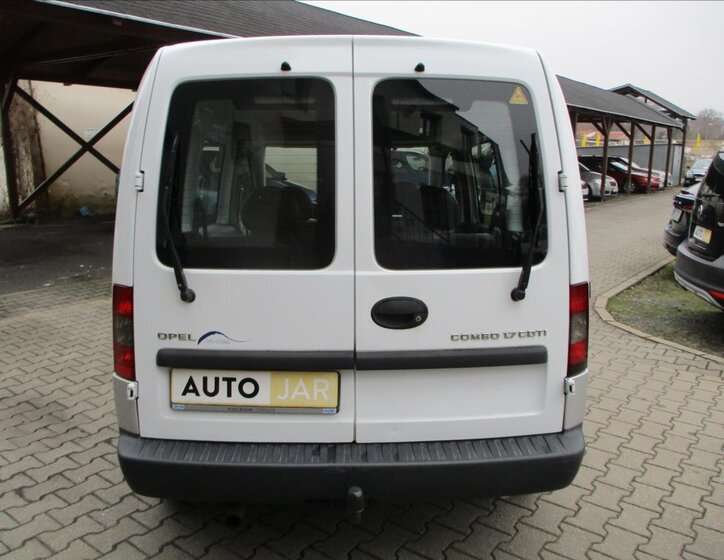 Opel Combo Kombi 1,7 l 74 kw