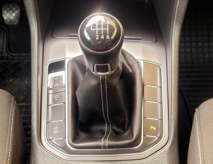 Volkswagen Golf Sportsvan MPV 1,2 l 81 kw