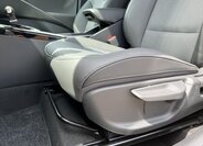 KIA Niro CUV / Crossover 1,6 l 95 kw