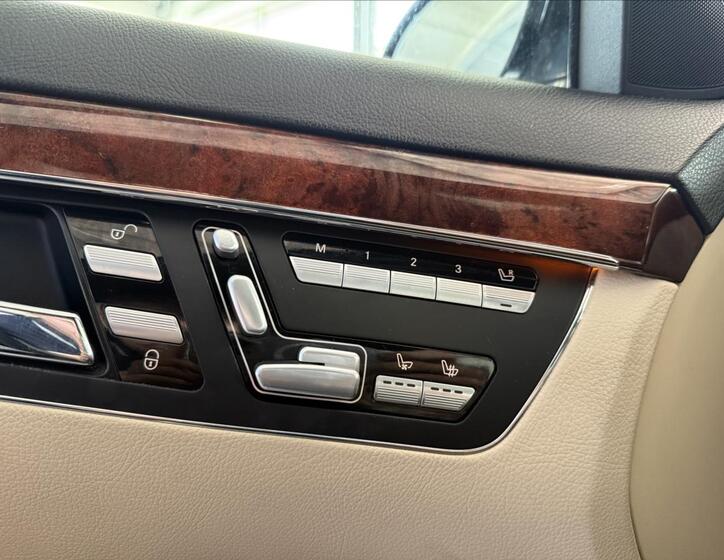 Mercedes-Benz Třídy S 10