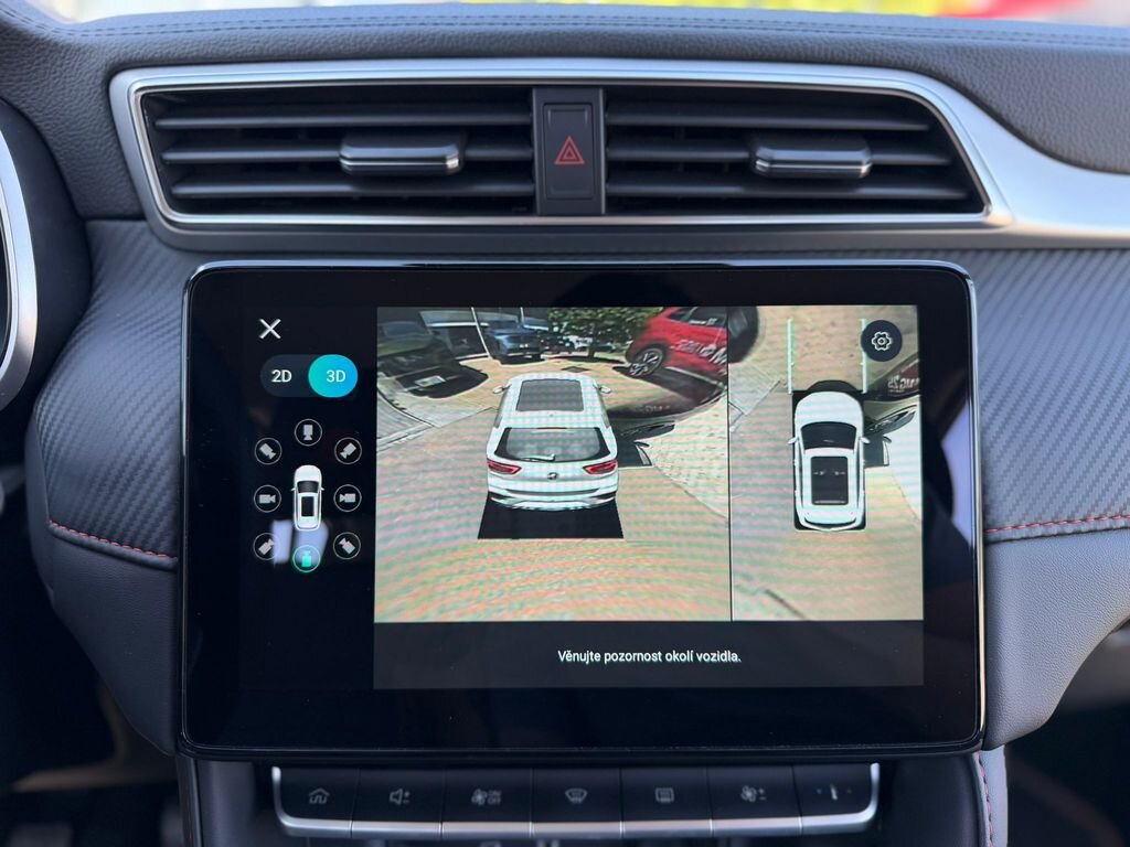 MG ZS SUV / Terénní 1,5 l 78 kw