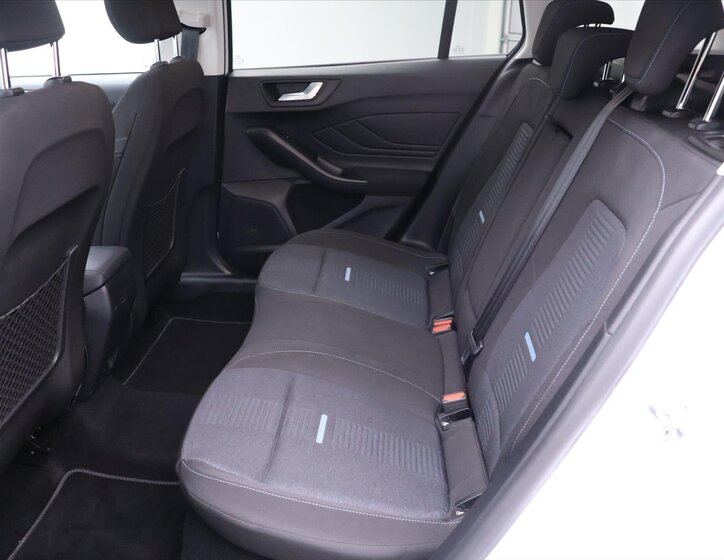 Ford Focus Kombi 999,0 114 kw