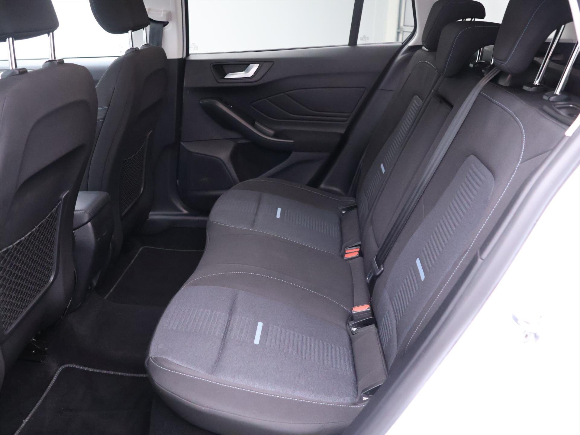 Ford Focus Kombi 999,0 114 kw