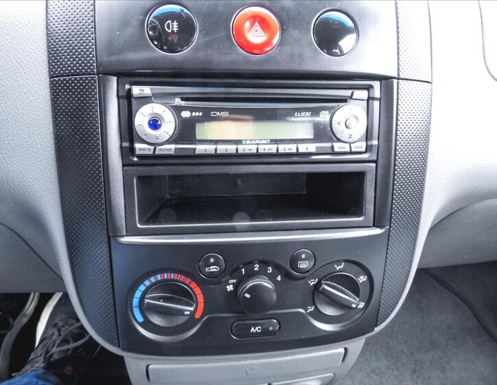 Chevrolet Kalos Hatchback 1,2 l 53 kw