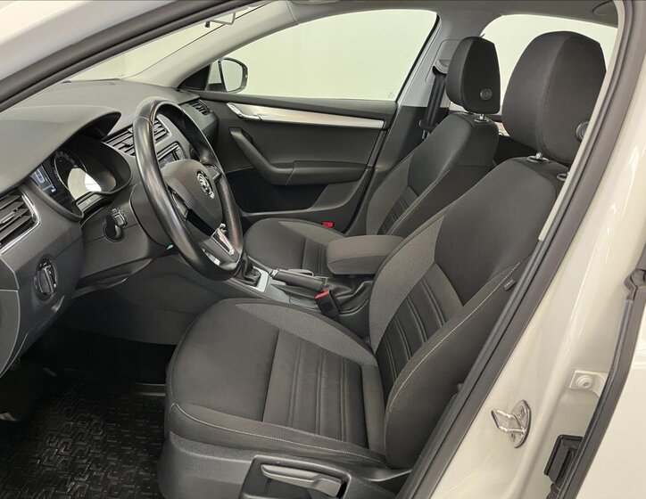 Škoda Octavia Liftback 1,8 l 132 kw