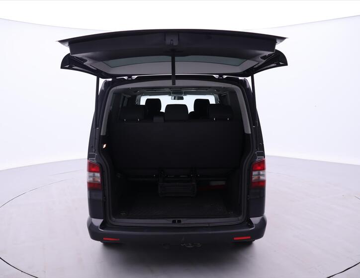 Volkswagen Caravelle 9