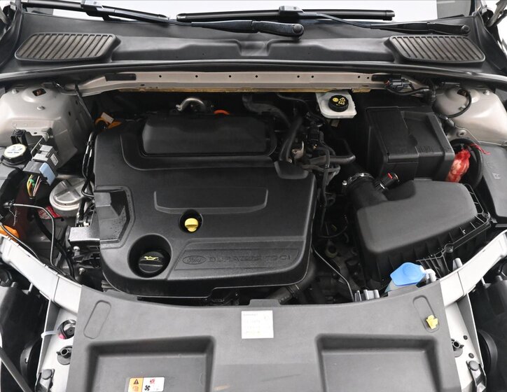 Ford Mondeo Kombi 2,0 l 120 kw