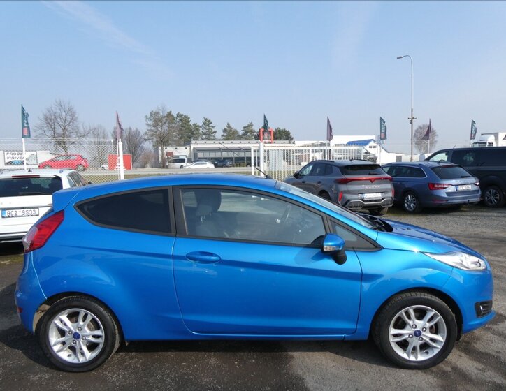 Ford Fiesta Hatchback 998,0 59 kw
