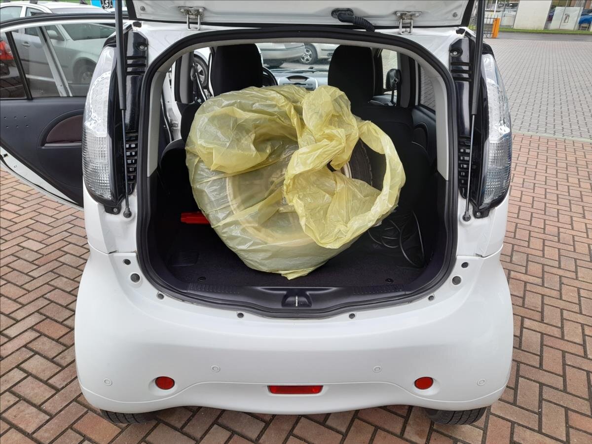 Mitsubishi Ostatní Hatchback 0,0 35 kw