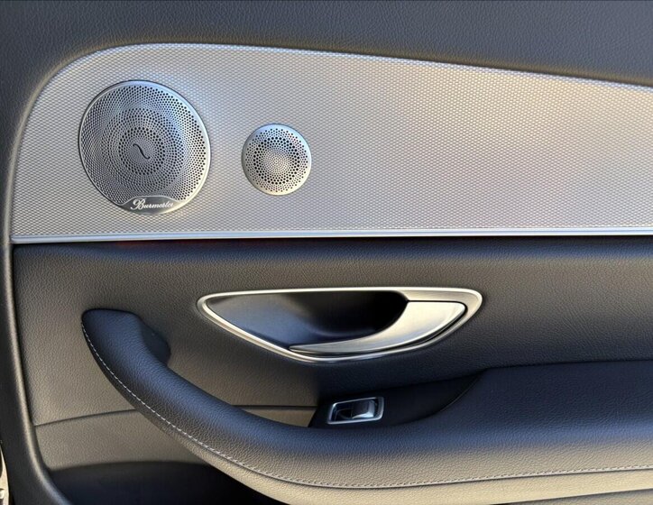 Mercedes-Benz Třídy E Sedan / Limuzína 3,0 l 190 kw