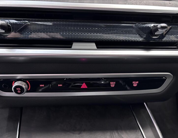 BMW X5 Kombi 3,0 l 210 kw