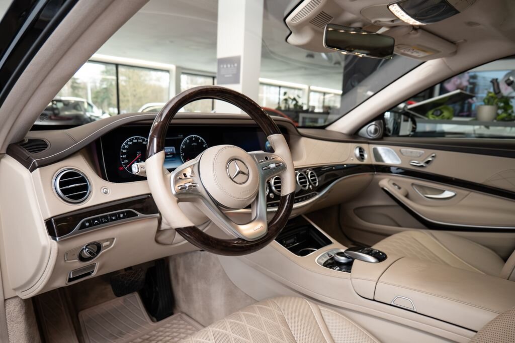 Mercedes-Benz Třídy S Sedan / Limuzína 4,0 l 345 kw