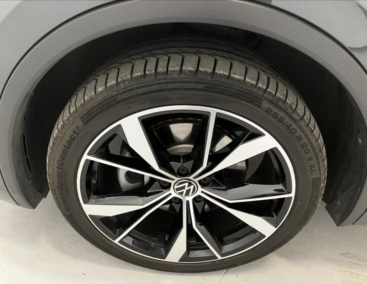 Volkswagen Tiguan SUV / Terénní 1,4 l 110 kw