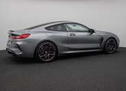 BMW M8 Kupé 4,4 l 460 kw