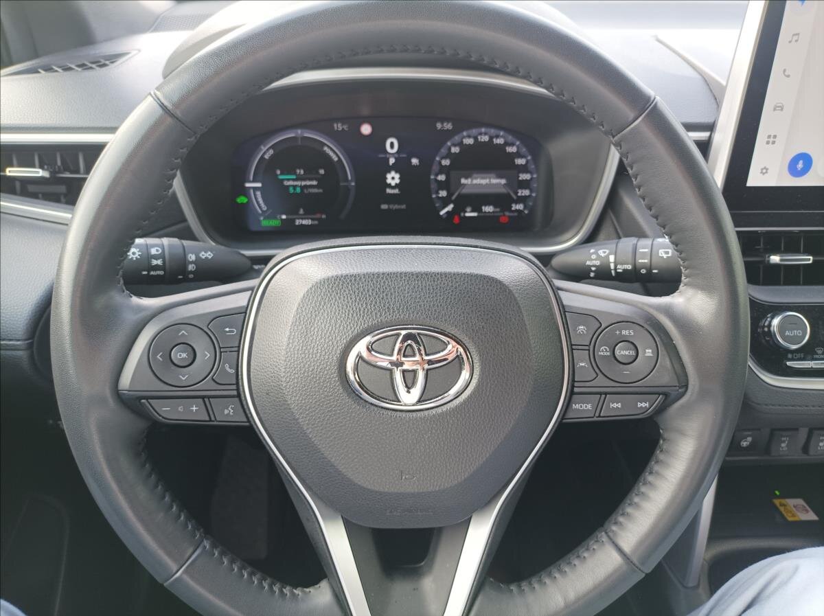 Toyota Corolla Cross SUV / Terénní 2,0 l 112 kw