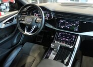 Audi Q8 SUV 3,0 l 210 kw