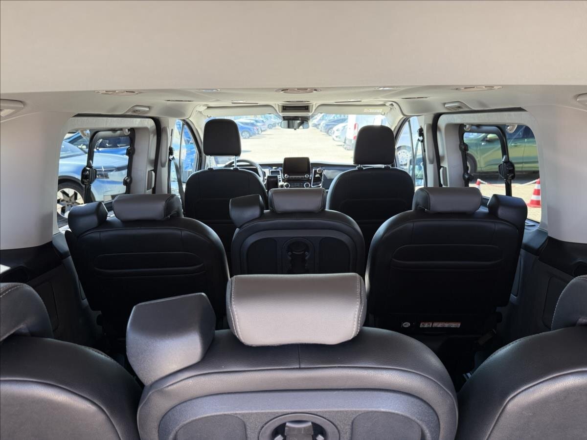 Ford Tourneo Custom MPV 2,0 l 136 kw