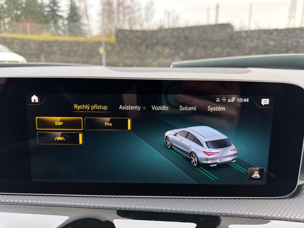 Mercedes-Benz CLA Kombi 1,3 l 120 kw