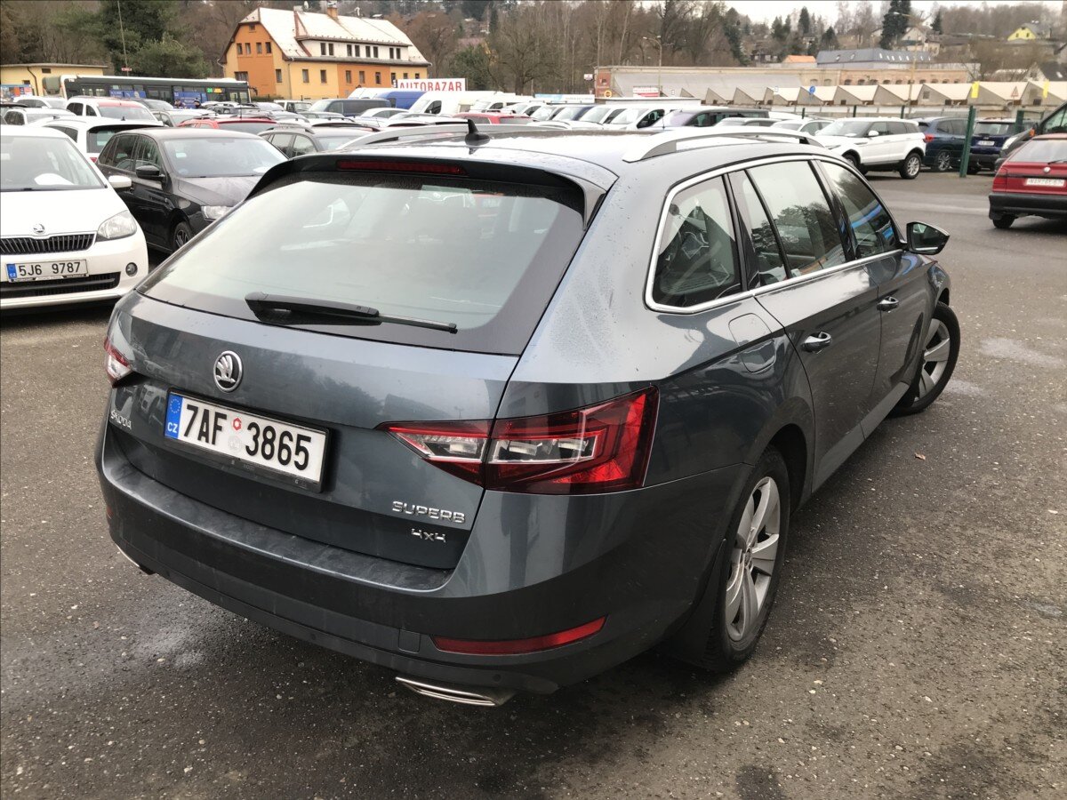 Škoda Superb