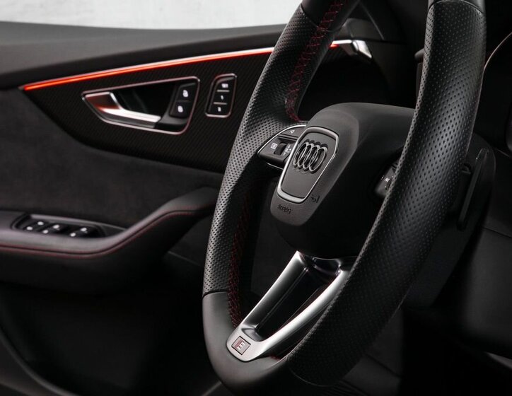 Audi SQ8 SUV 4,0 l 373 kw