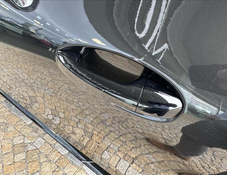 Mercedes-Benz AMG GT 42