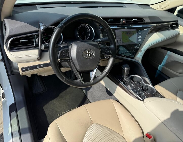 Toyota Camry Sedan / Limuzína 2,5 l 131 kw