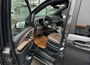 Mercedes-Benz Třídy V 7