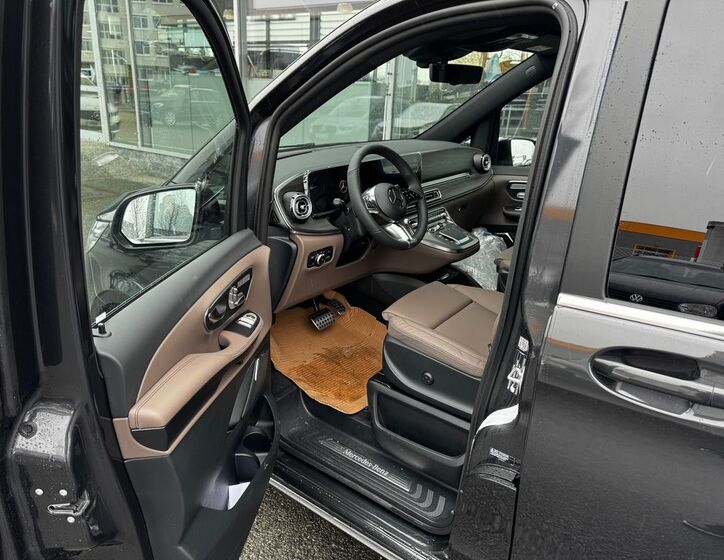 Mercedes-Benz Třídy V 7