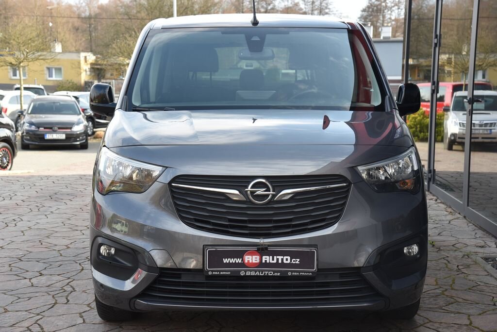 Opel Combo MPV 1,2 l 96 kw