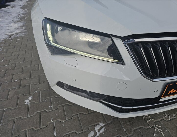 Škoda Superb 51