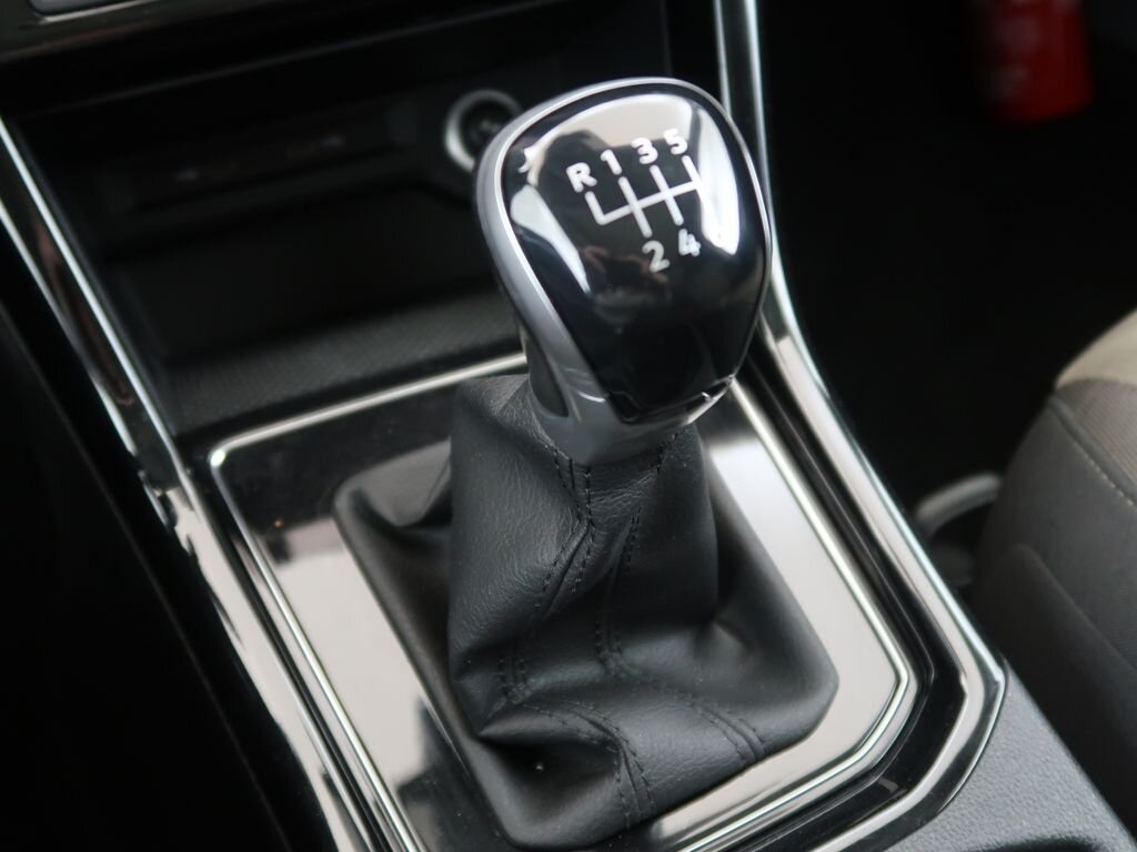 Volkswagen Touran Kombi 2,0 l 110 kw