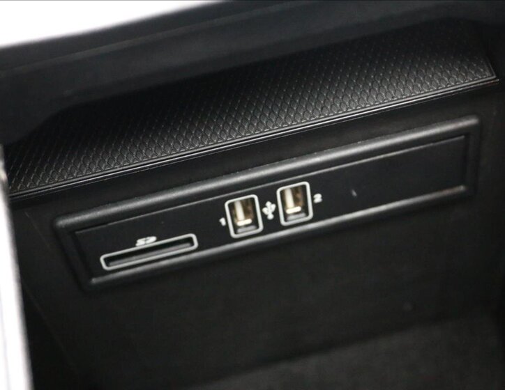 Mercedes-Benz GLC SUV / Terénní 3,0 l 270 kw