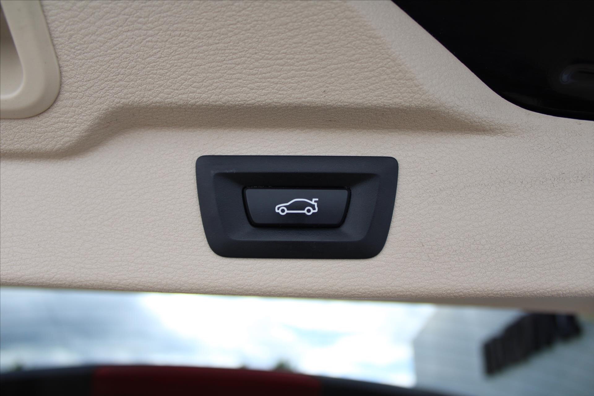 BMW X5 SUV / Terénní 3,0 l 190 kw