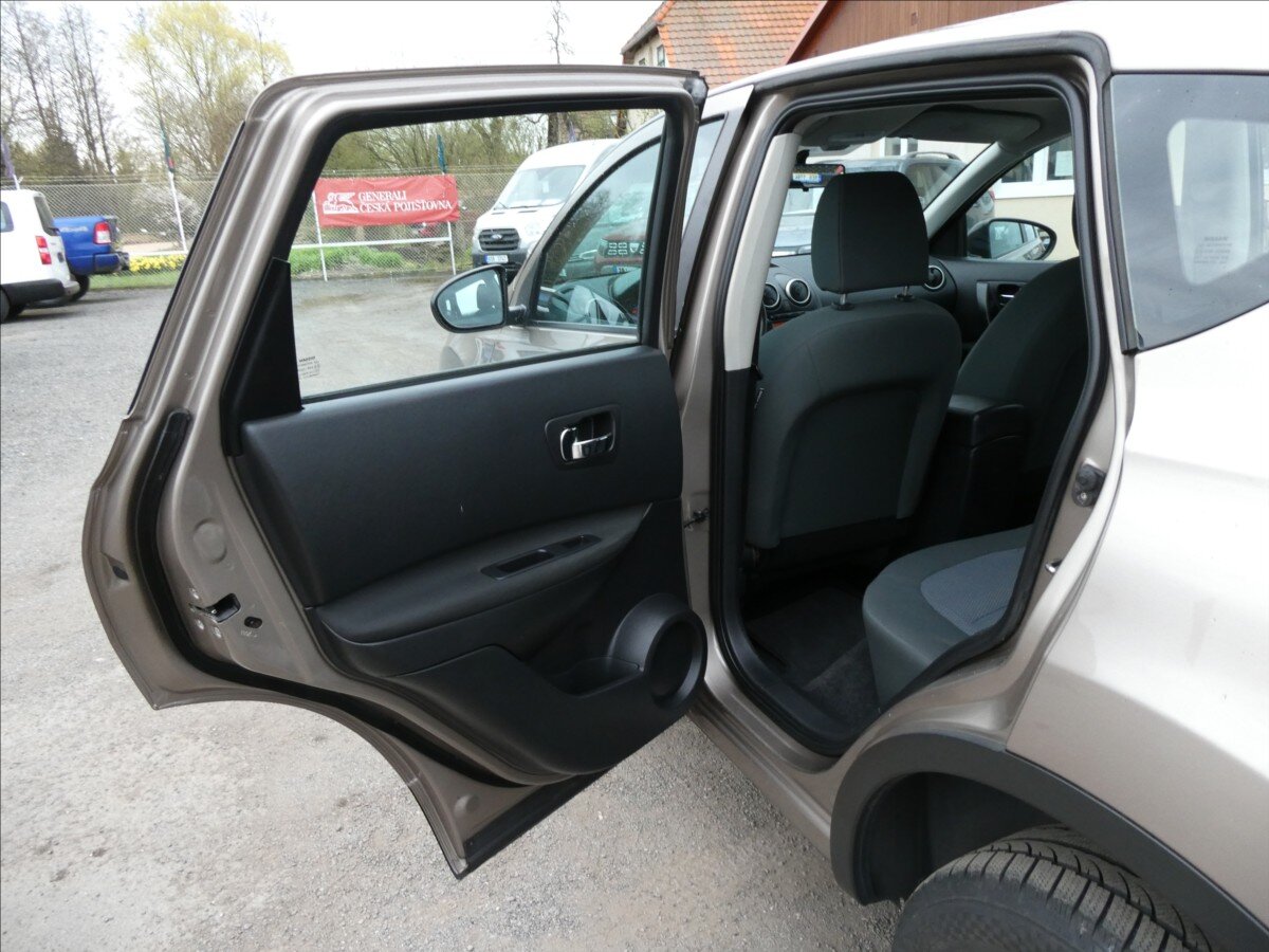 Nissan Qashqai SUV / Terénní 1,5 l 78 kw