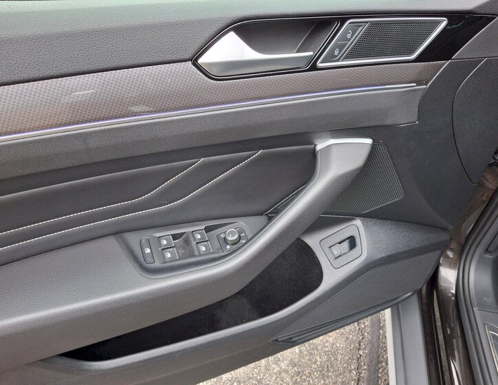 Volkswagen Passat Kombi 2,0 l 140 kw