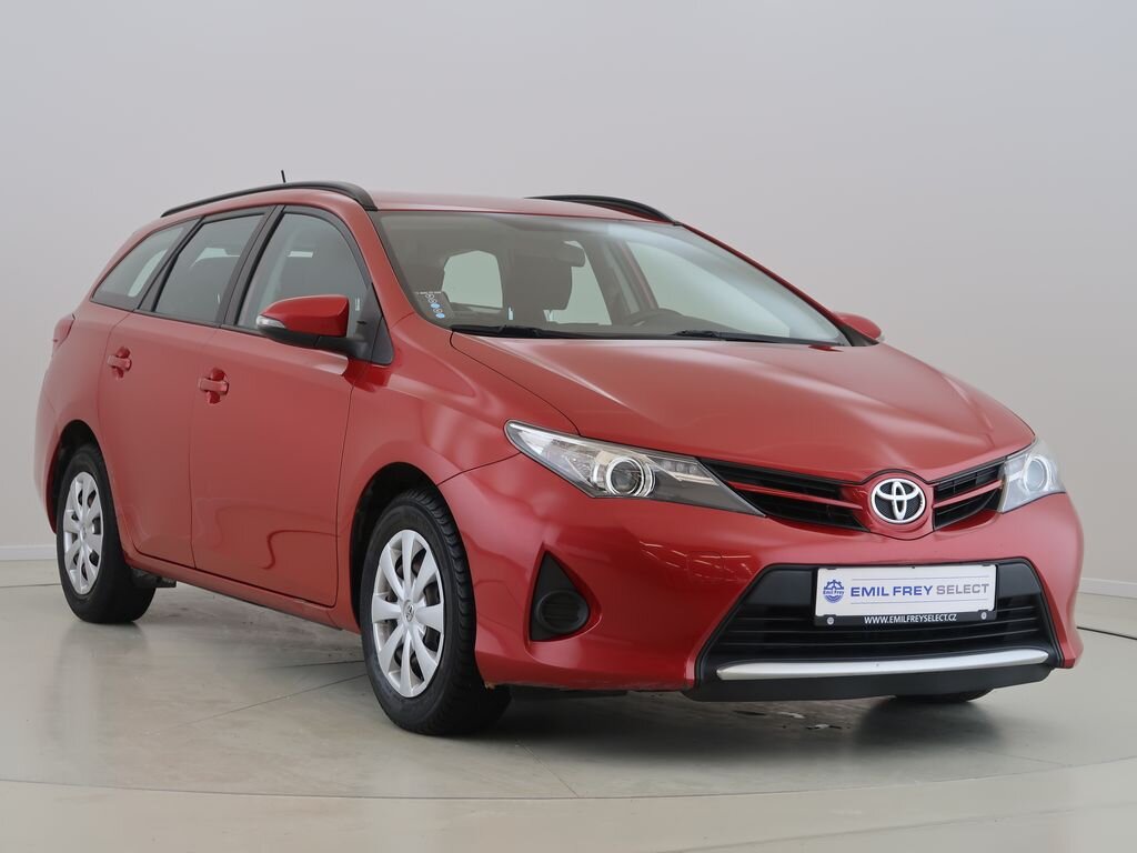 Toyota Auris Kombi 1,6 l 97 kw