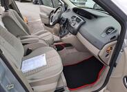 Renault Grand Scénic 8