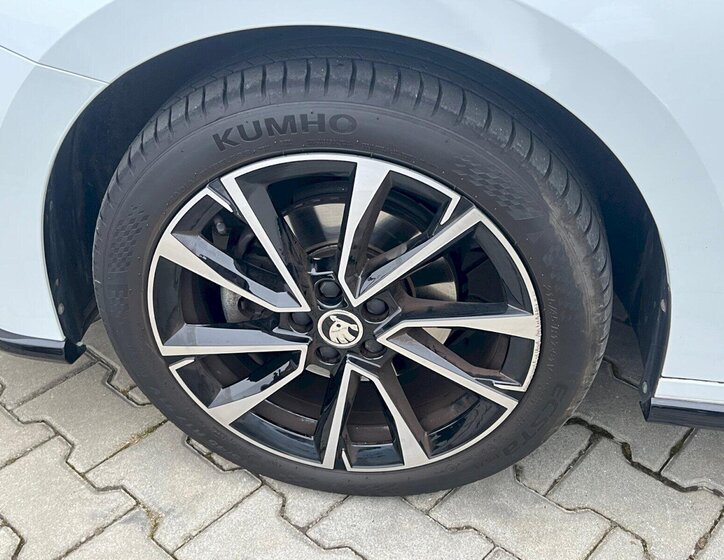 Škoda Fabia Hatchback 1,0 l 85 kw