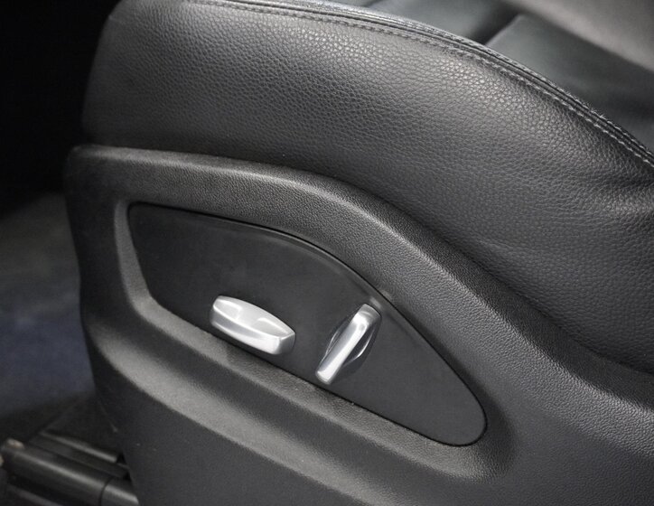 Porsche Cayenne SUV 2,9 l 250 kw