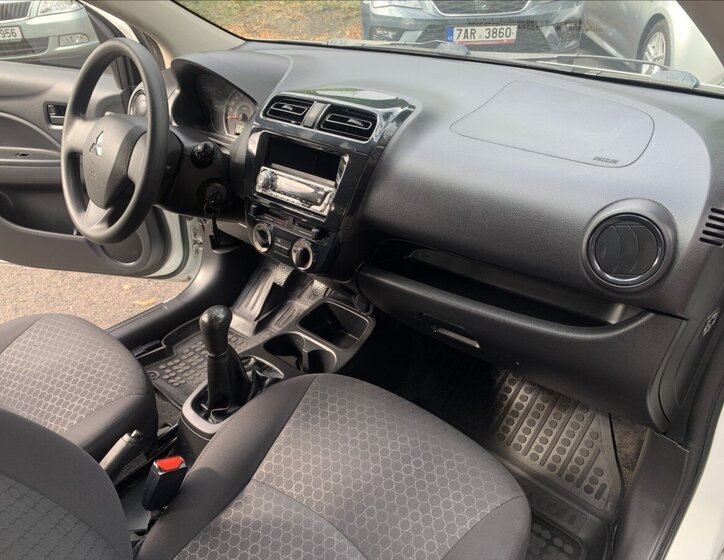 Mitsubishi Space Star Hatchback 999,0 52 kw