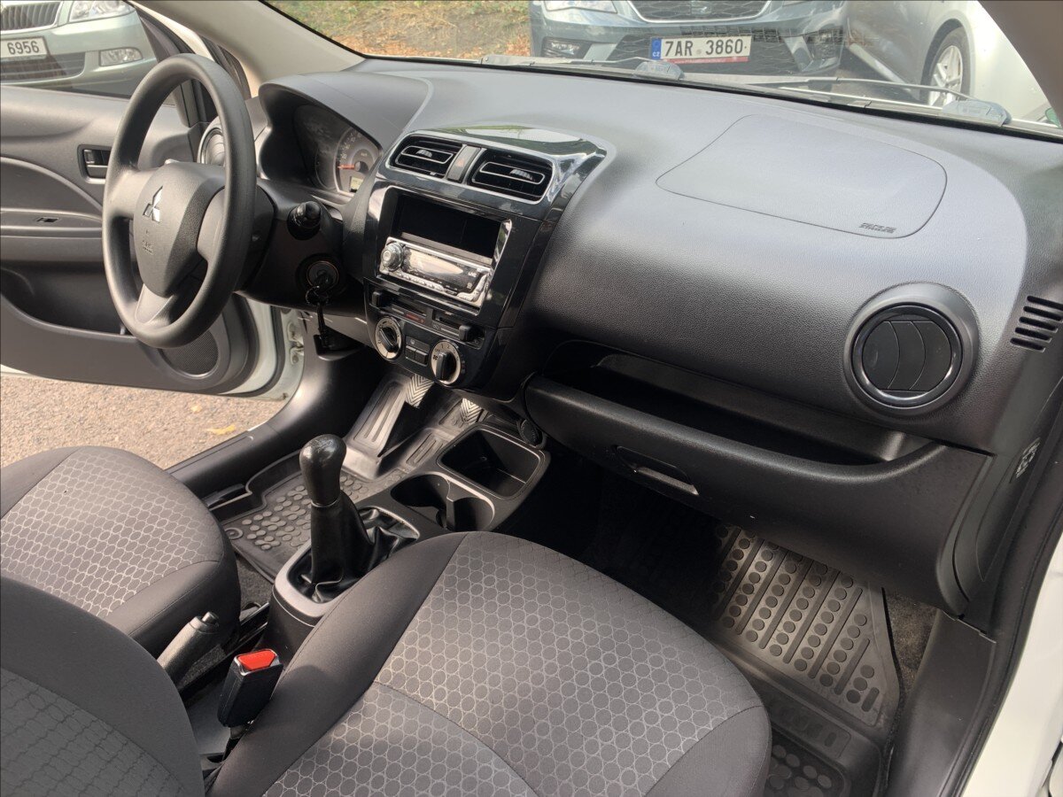 Mitsubishi Space Star Hatchback 999,0 52 kw