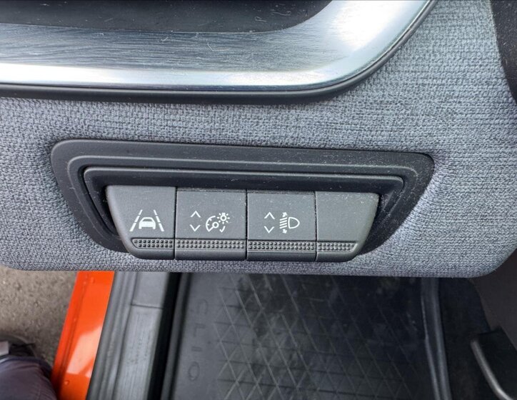 Renault Clio Hatchback 999,0 67 kw