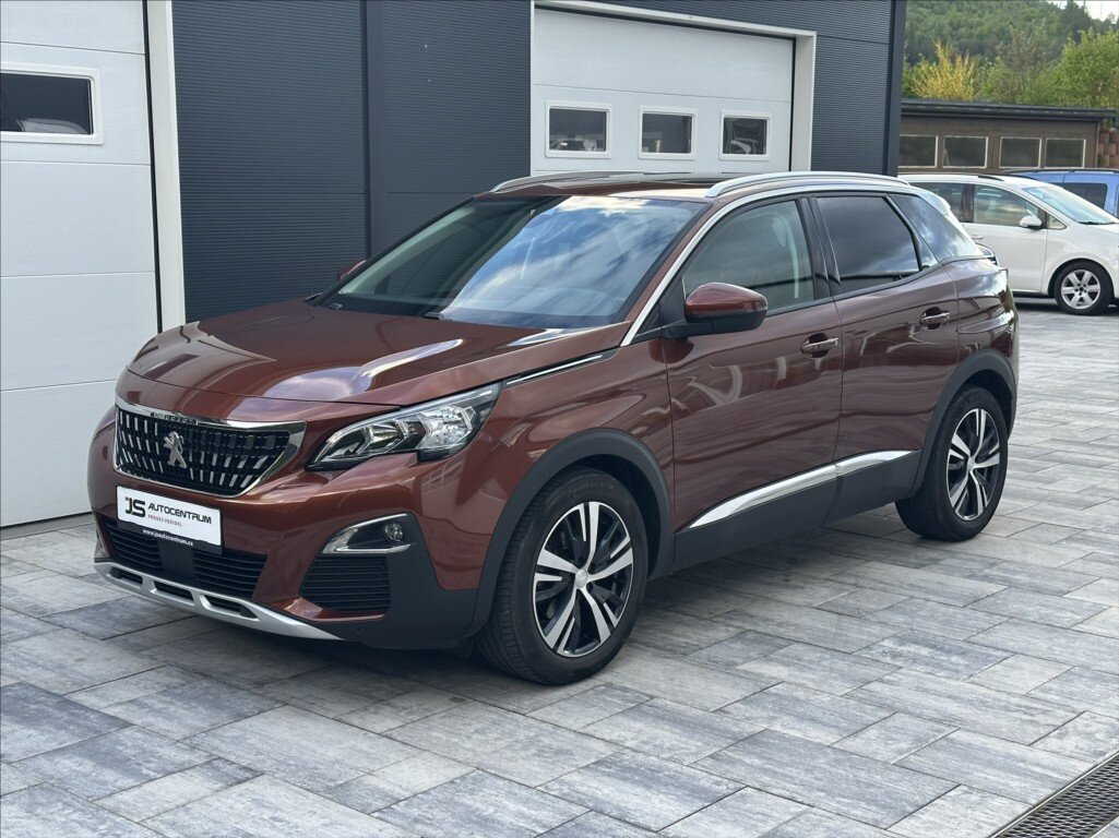Peugeot 3008 SUV / Terénní 1,2 l 96 kw