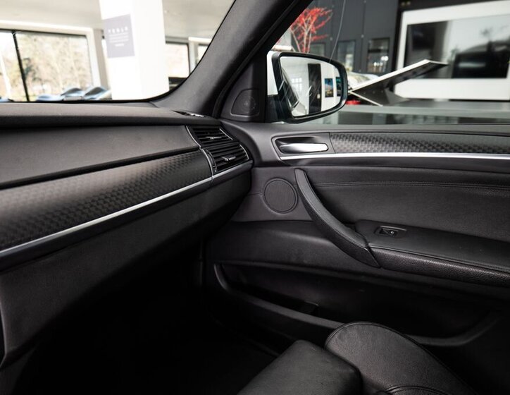 BMW X6 SUV / Terénní 3,0 l 180 kw