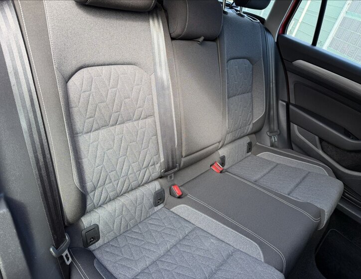 Volkswagen Passat Kombi 2,0 l 90 kw