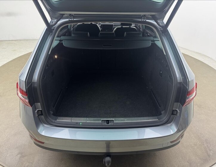 Škoda Superb Kombi 2,0 l 140 kw