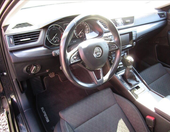Škoda Superb Kombi 2,0 l 110 kw