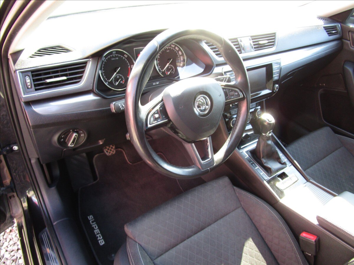 Škoda Superb Kombi 2,0 l 110 kw